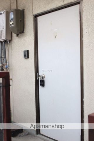 サントリーニハイムの玄関写真