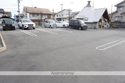 ＪＯＤＥＮ[2LDK/59.58m2]の駐車場