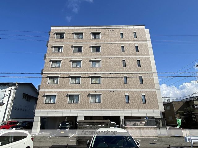 ローズ・ヴィラ二の宮の外観写真