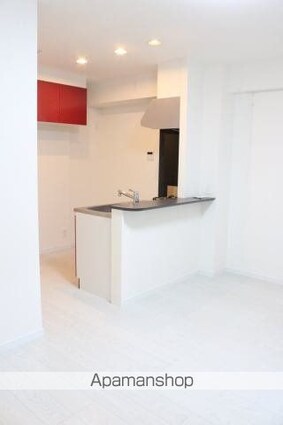 Ｃａｌｉｆｏｒｎｉａ　ＡＰＴ[1R/28.6m2]のリビング・居間