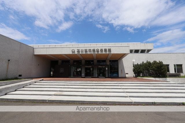 ＪＲ室蘭本線 苫小牧駅 徒歩24分 2階建 築1年の周辺写真