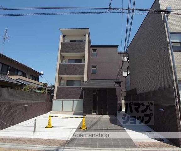 クレドール伏水苑の外観写真