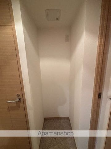 チェスターコート御茶ノ水の内装写真