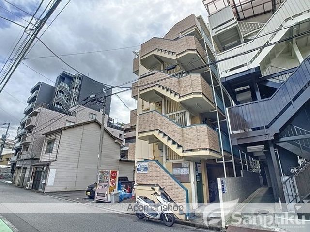 第8グリーンハイツの外観写真