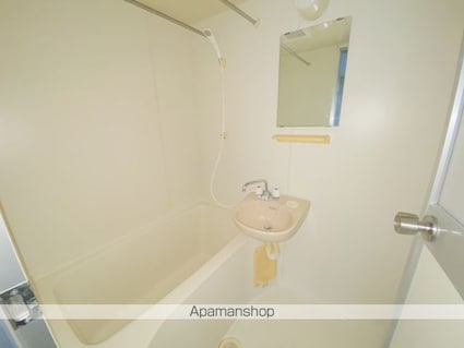 ロイヤルハイツ森下[1R/27.38m2]のバス