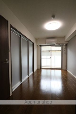 FALKE・EHREの内装写真