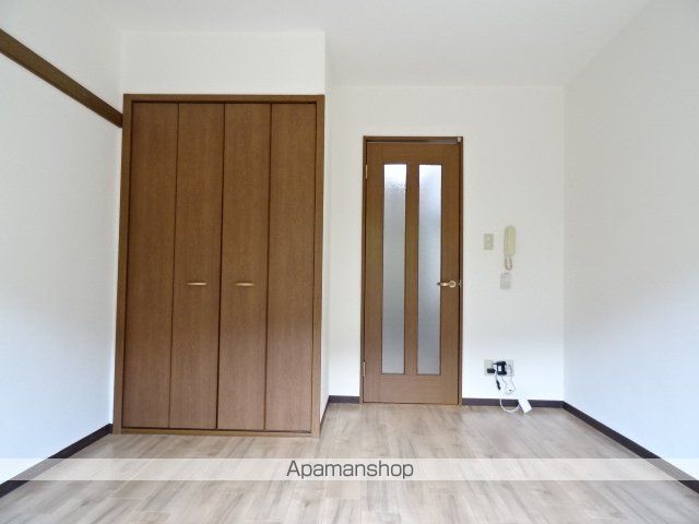 コンティニューの内装写真
