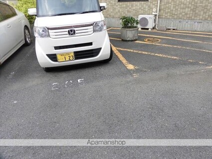 和歌山県和歌山市福島[3LDK/63m2]の駐車場