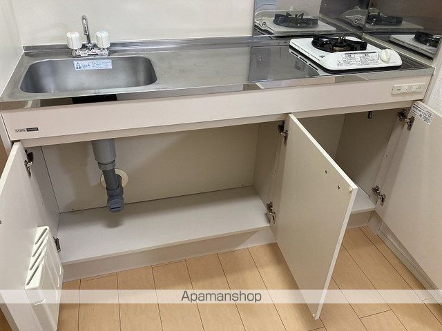 ヴィヴァーチェの内装写真