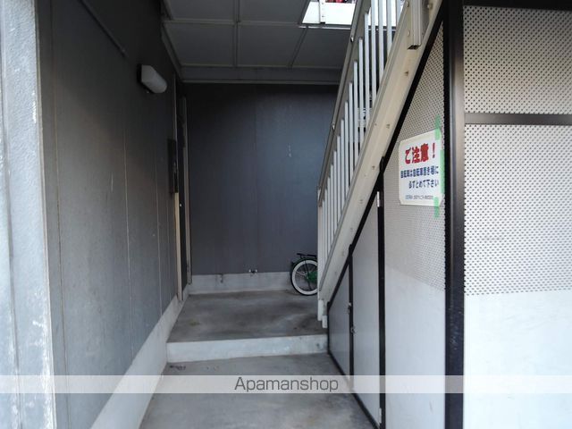 サンライフ西大路の玄関写真