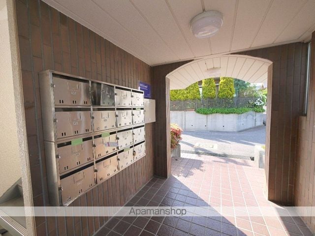 カレッジハイツ豊明の玄関写真