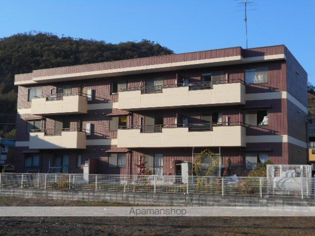 岐阜市日野南のマンションの外観1