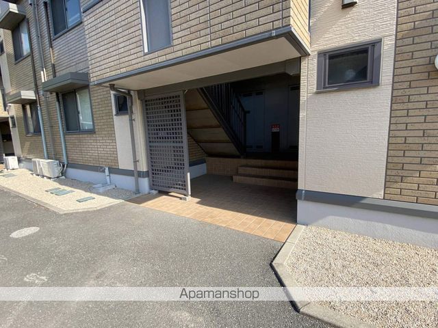 リビングタウン常盤公園IIの玄関写真