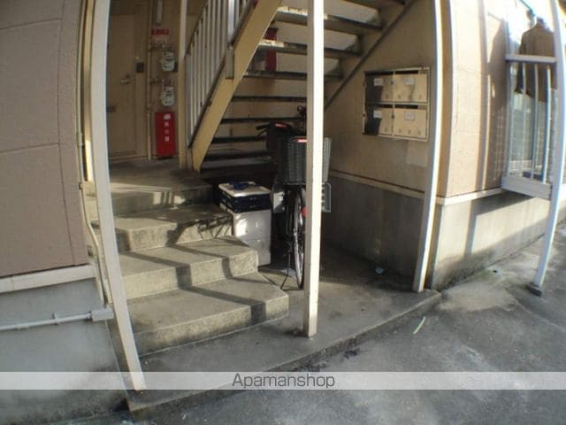 エステートピアイワサキの玄関写真