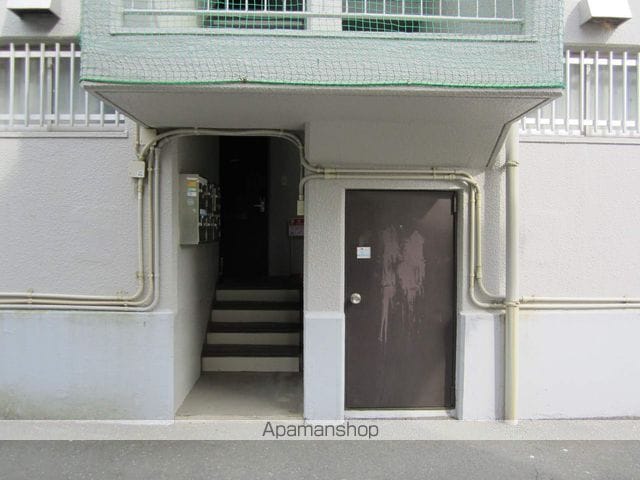 四ツ池マンションの玄関写真
