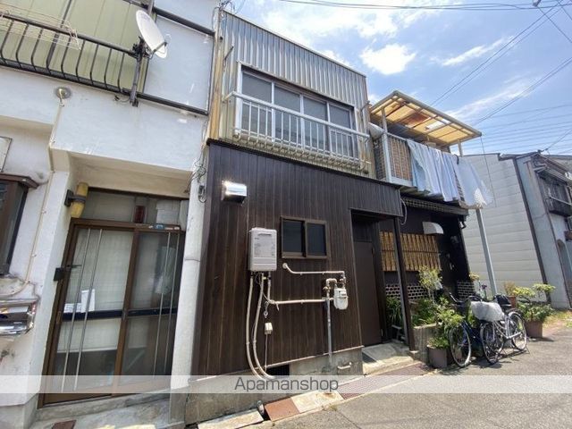 三宅中2丁目テラスハウスの外観写真