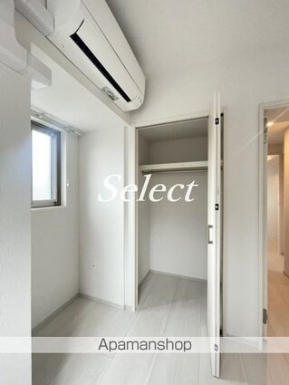 コンフォリア・リヴ関内[1R/42.59m2]の収納