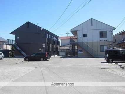 愛媛県新居浜市平形町[1DK/35.51m2]の外観3