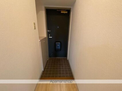 香川県高松市伏石町[2LDK/69.3m2]の玄関