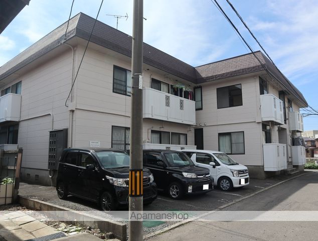 川の辺ハイツの外観写真