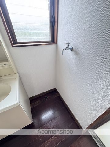 栫井貸家の内装写真