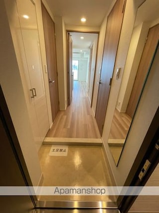 東京都中野区大和町１丁目[2LDK/50.09m2]の玄関