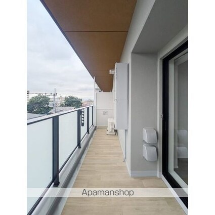 コンフォリア・リヴ八坂富士見[3LDK/71.08m2]のバルコニー