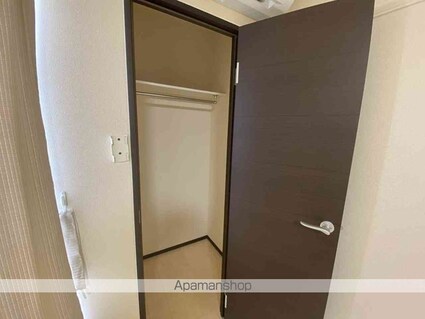 クレイノヴィエント沖代[1K/27m2]の収納