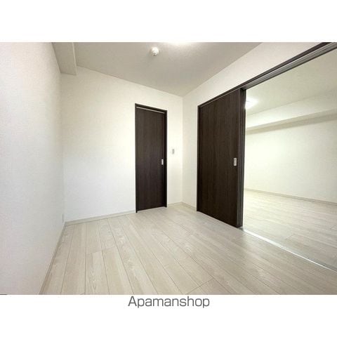 LIBTH新町WESTの内装写真