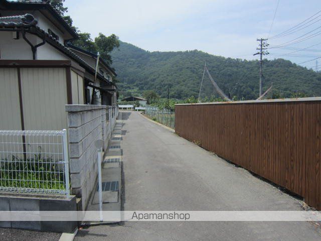 フラン Bの周辺写真