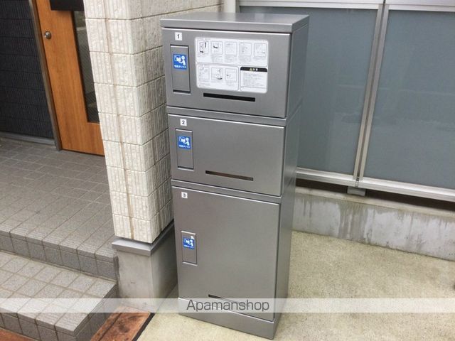 リブリ・ガバナー[1K/28.56m2]の共用部