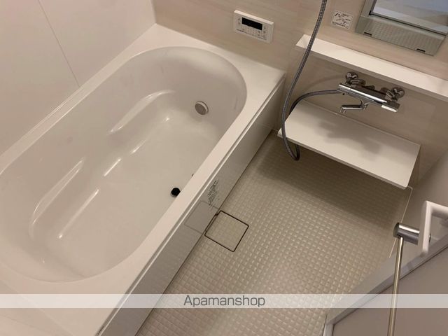 グランヴェルデ高槻の内装写真