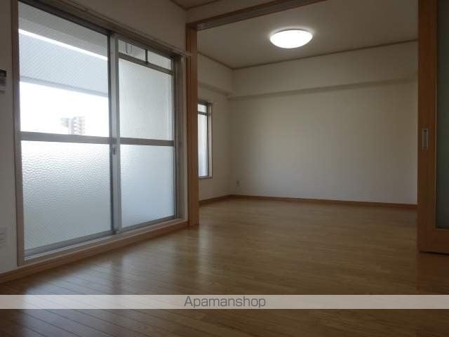 ARSAWESTの内装写真