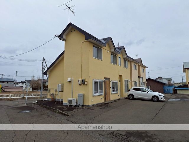 detached 北海道中川郡幕別町札内桜町98-1

地図を見る