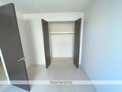 Ｑｕａｔｒｅ　Ｂｉｅｎ（キャトル　ビアン）[1LDK/44.95m2]の玄関