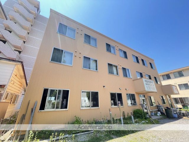 函館市電本線湯川線 柏木町駅 徒歩7分 3階建 築14年の外観写真