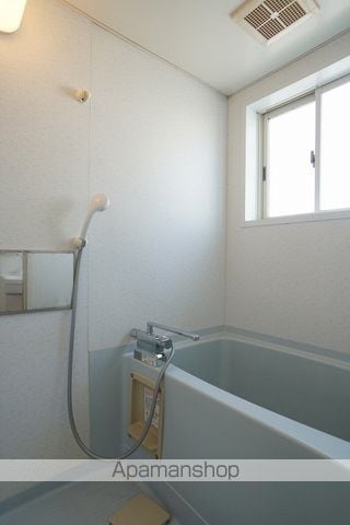 URARAIIIの内装写真