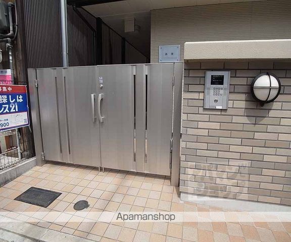 レオパレス西陣の外観写真