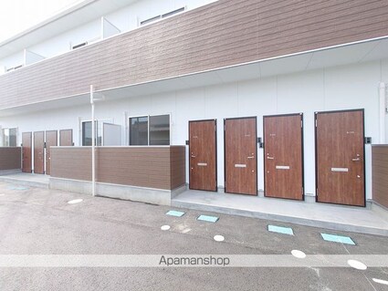 ピース・シリウス　Ｂ棟[1LDK/37.54m2]のエントランス1