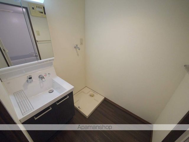 YOSHIX代官町の玄関写真