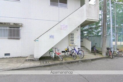 メゾン田房[3DK/60m2]のエントランス