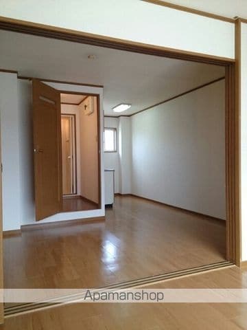 ロイヤル弐番館の内装写真