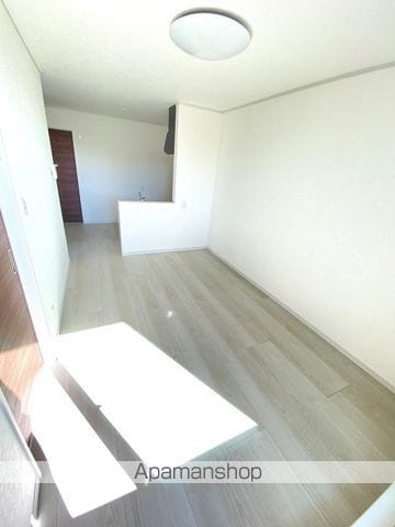 セラディール東餅田の内装写真