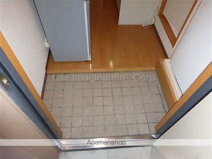 滋賀県東近江市中小路町[1K/21m2]の玄関