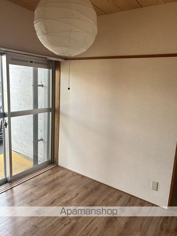 コスモスクエア善通寺の内装写真
