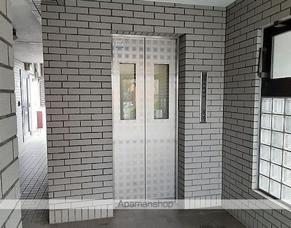 アベニール[2LDK/62.8m2]のエントランス3