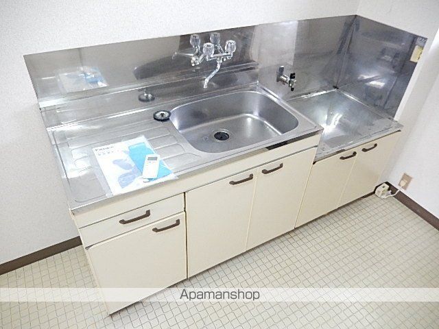 ミーテルーチェ坪井の内装写真