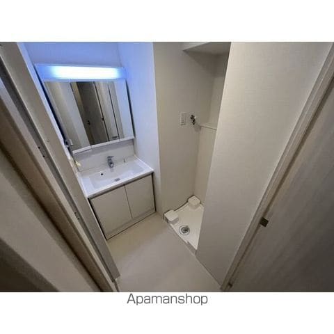 スプランディッド新大阪VIIIの内装写真