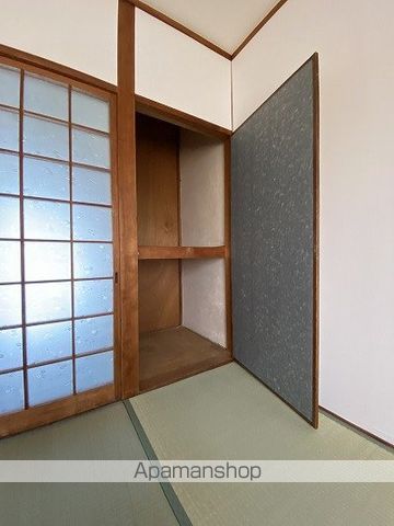 白楊荘B棟の内装写真