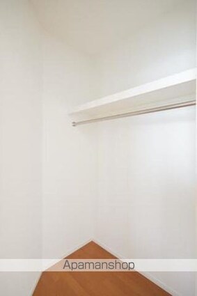 ユニゾンタワー[1LDK/52.75m2]の収納